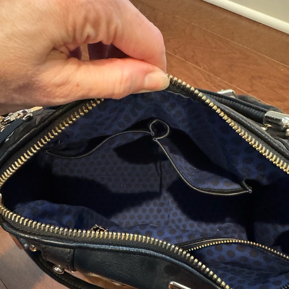 Rebecca Minkoff Cupid Satchel black leather Gold Accents soft excellent cond - Picture 3 of 9